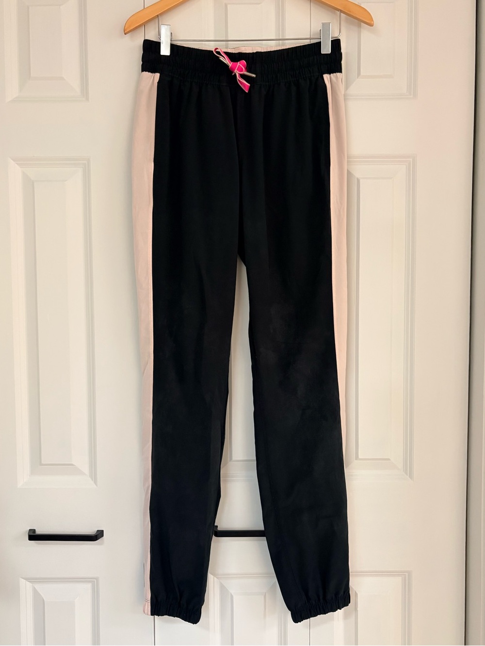 Lululemon Work it Out Track Pant - size 6